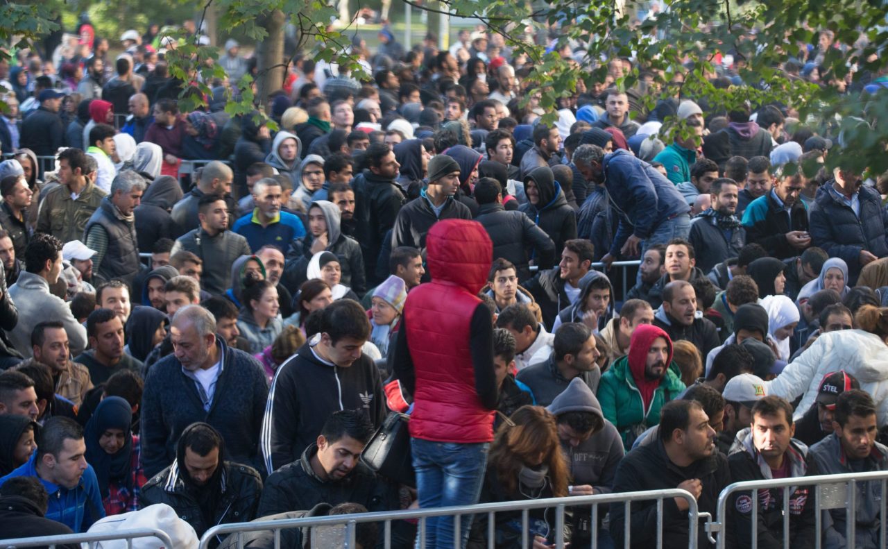 Több millió migráns vár arra, hogy bejusson Európába