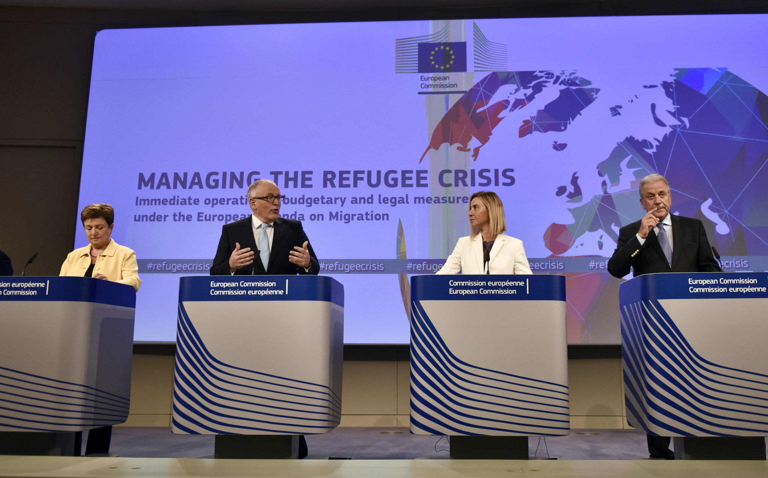 miként vélekednek az uniós állampolgárok Brüsszel migrációs politikájának hatékonyságáról? miként vélekednek az uniós állampolgárok Brüsszel migrációs politikájának hatékonyságáról?