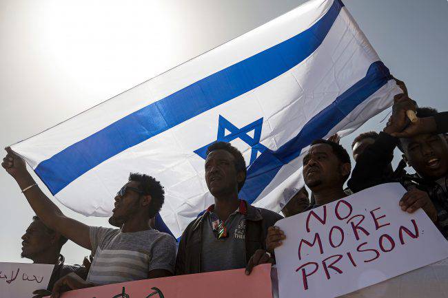 Szekértő: Izrael egyelőre nem telepít migránsokat Nyugatra