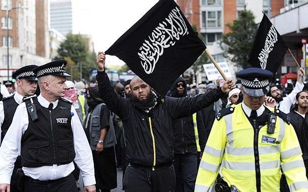 Analysis 2018/6: Radicalization into Salafi Jihadism: some patterns and profiles in Europe 2015–2017