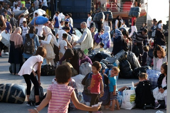 A görögországi migránstáborokban tapasztalható zsúfoltság egyik oka, hogy nincs gyorsított eljárás