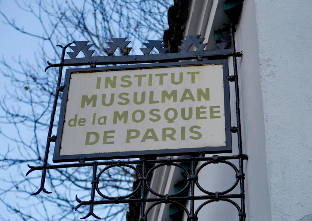 Állami ellenőrzés alá kerülhet a muszlimok vallásgyakorlása Franciaországban