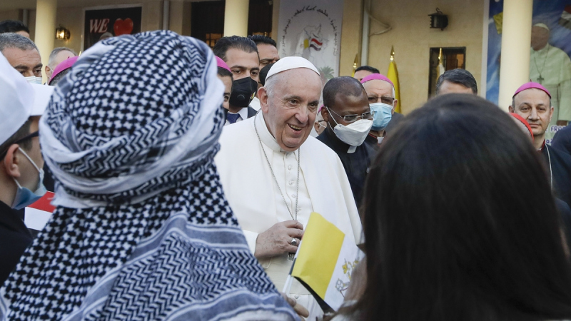 MCC Corvinák blog: Ferenc pápa Irakban: Assisi Szent Ferenc nyomdokain