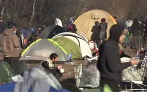 Ellenőrzés nélkül juthatnak át az illegális bevándorlók az olasz-francia határon