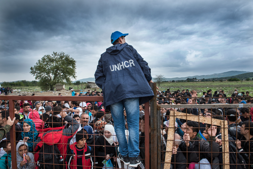 Migrációs Szemle: 2021-es globális trendek a lakóhelyeiket kényszerből elhagyókra vonatkozóan — UNHCR-jelentés