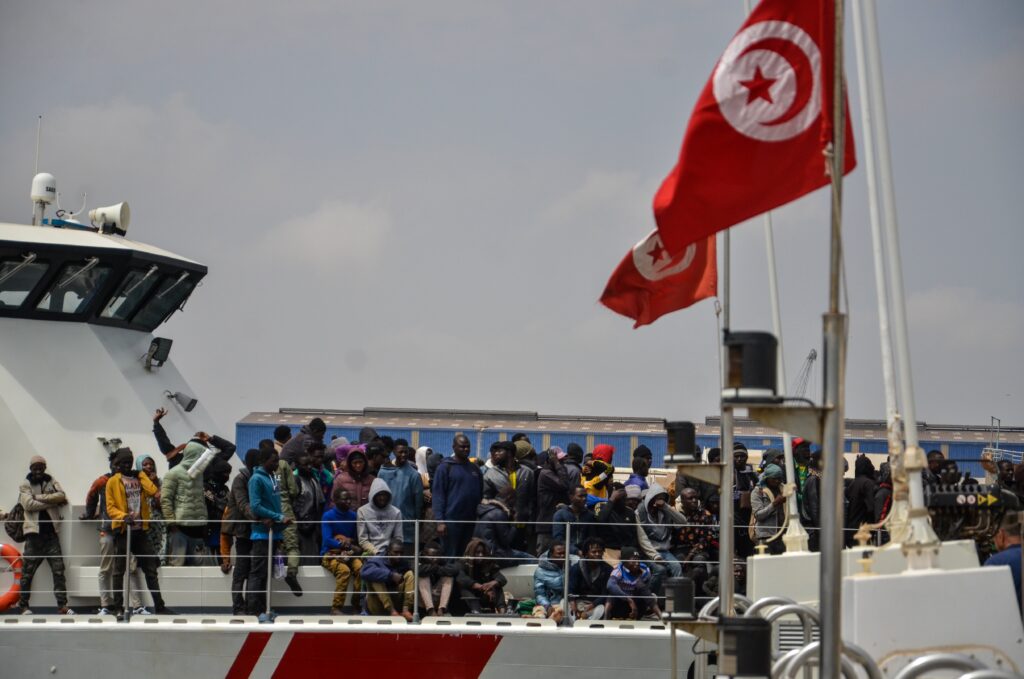 Tunézia migrációs lezárásába egymilliárd eurót fektet az unió