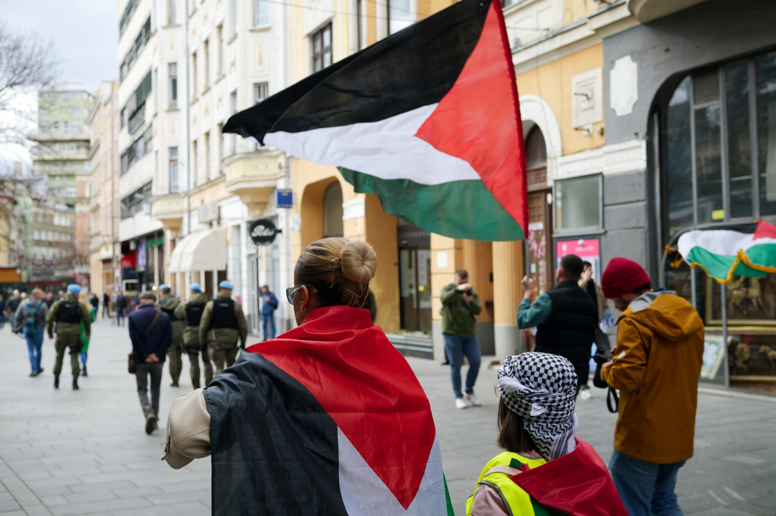 Palesztinát éltetve vonultak a bosnyákok Budapesten