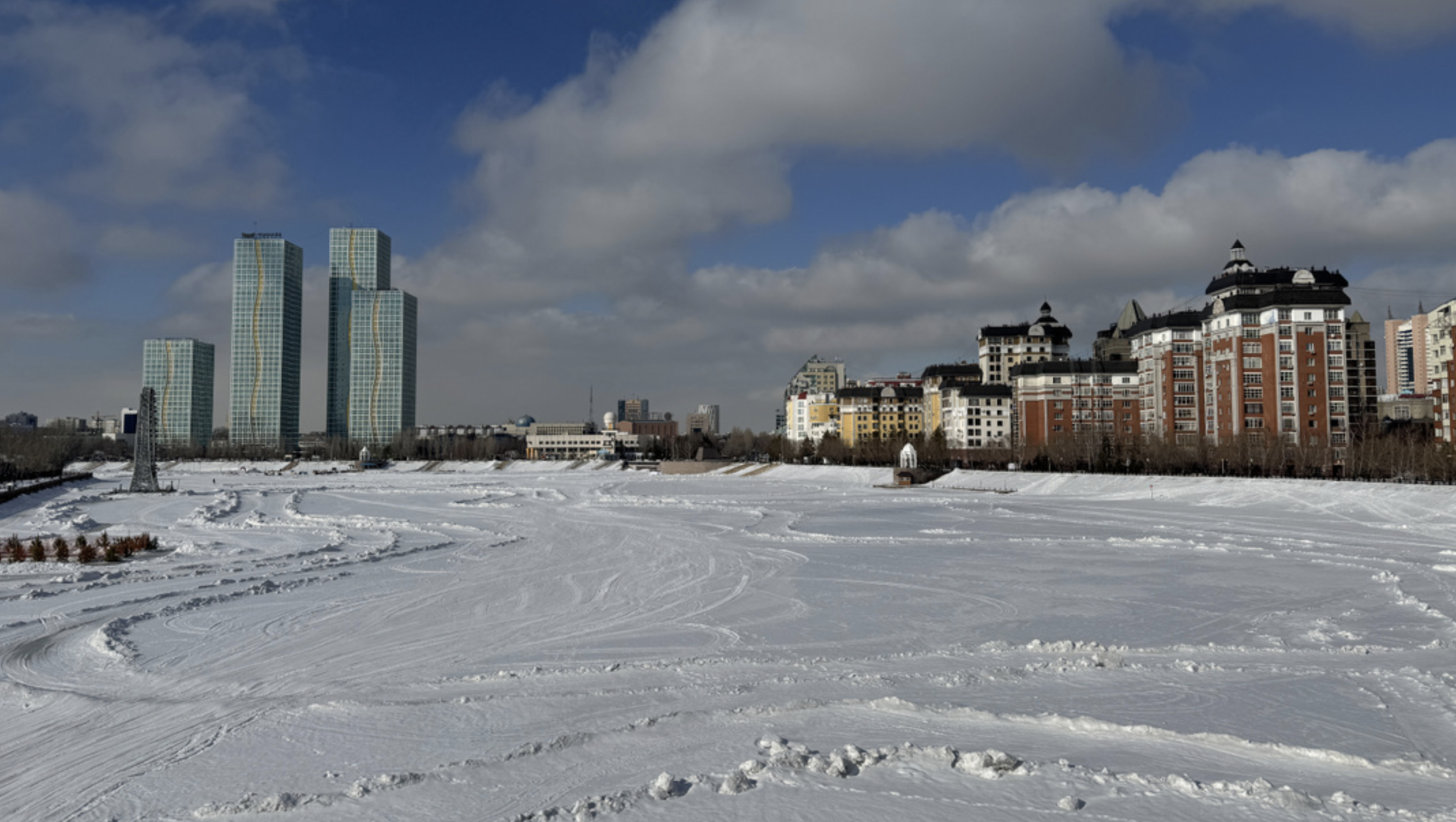 Miközben a világ szenved, egy ország rövid távon jól járhat az iráni háborúval